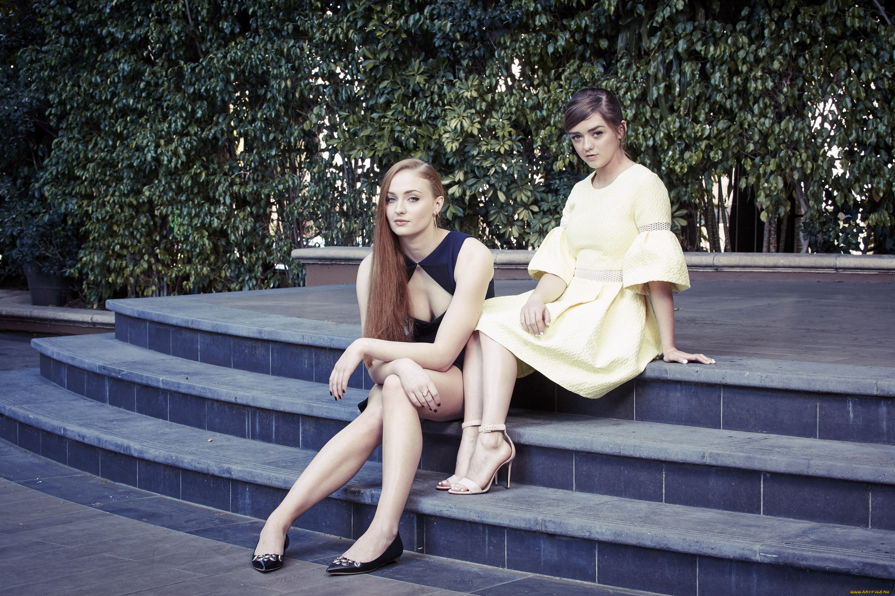 , , , sophie, turner, maisie, williams, 